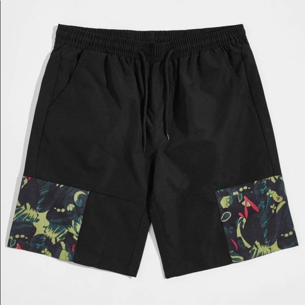 Guys graphics print shorts